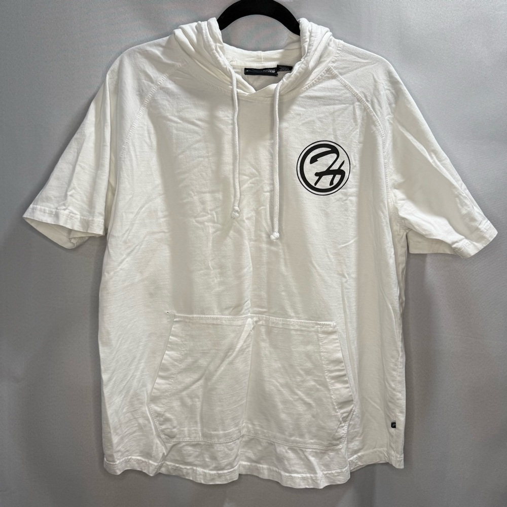 Pennant Sportswear White Short Sleeve Hoodie Tee (M)